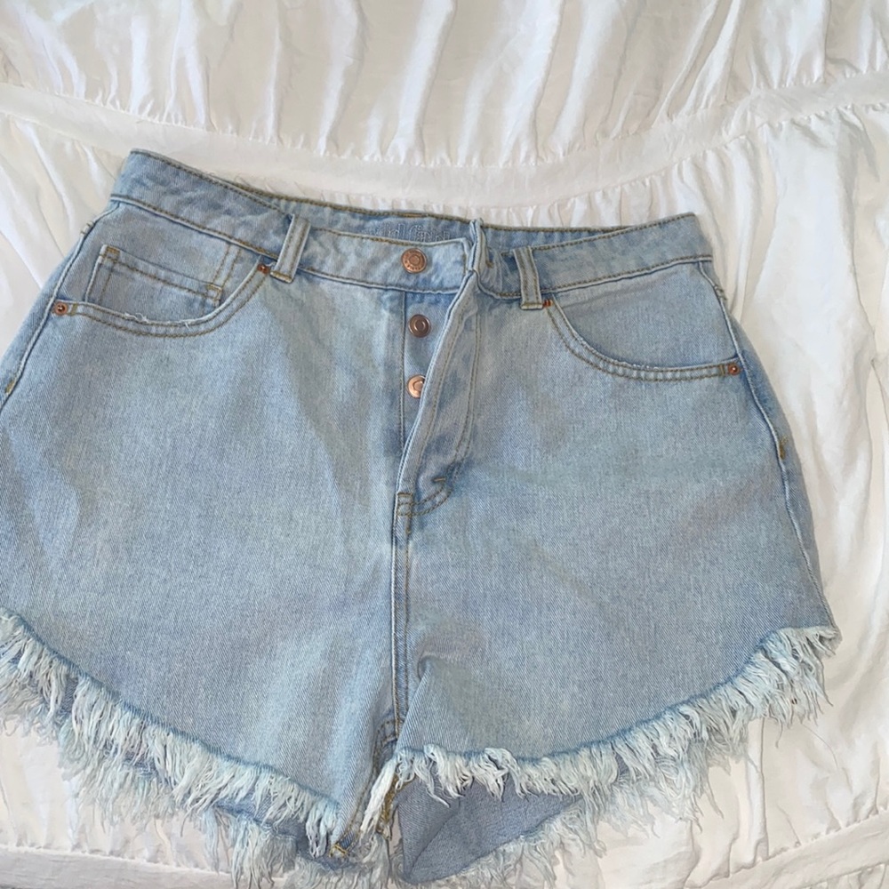 High waisted jeans shorts